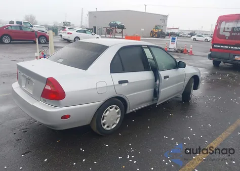 2001 Mitsubishi Mirage Es из США, поврежденный, VIN JA3AY26CX1U039598